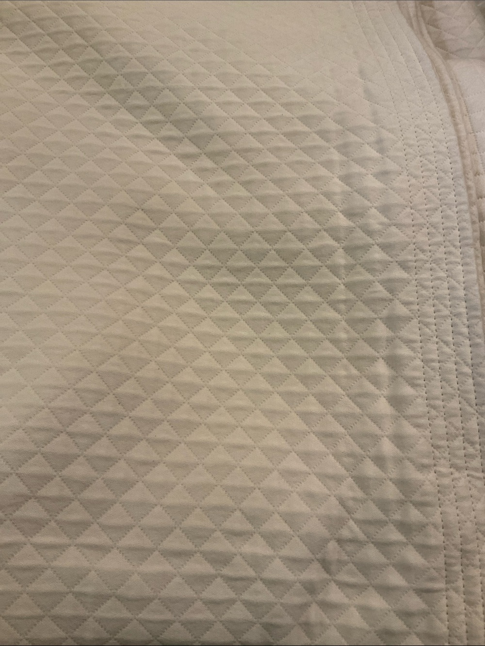 GORGEOUS and like new Matelasse’ King Bedspread.  Like new.  Nice weight & soft.